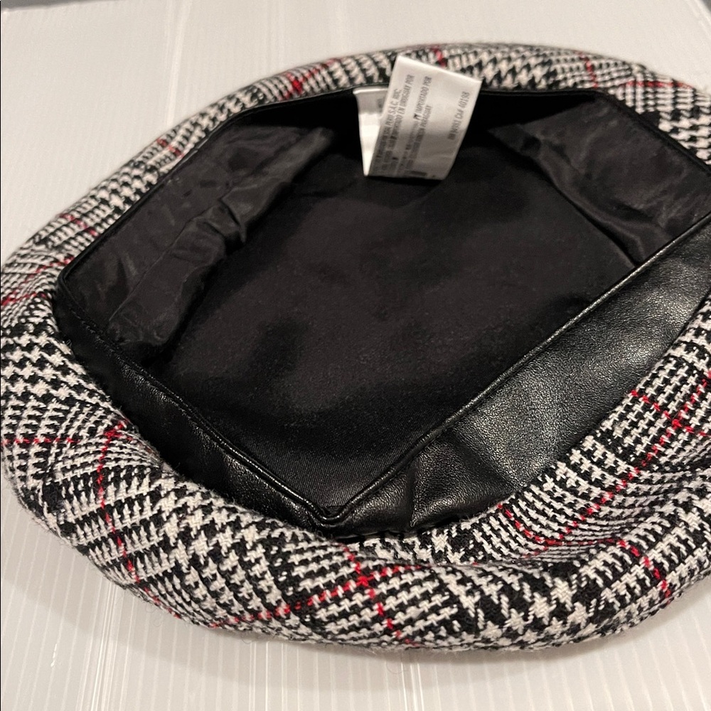 Plaid Newsboy Cap - Picture 3 of 3